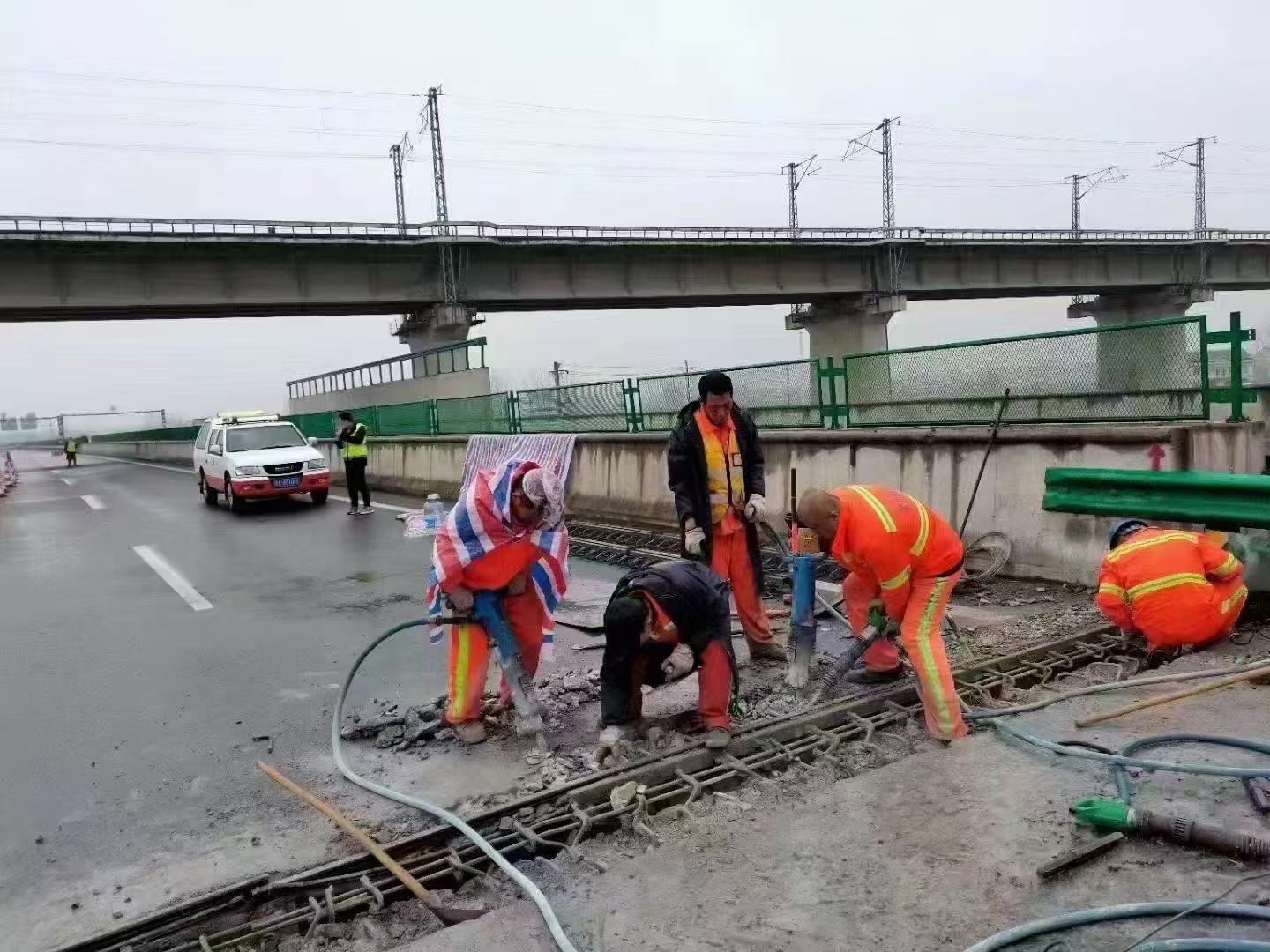 十堰桥梁伸缩缝抢修料